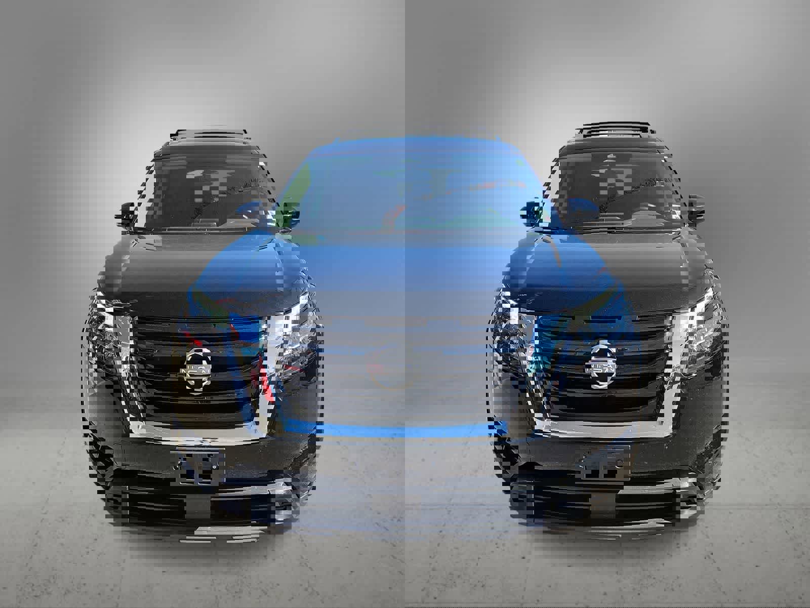 Used 2024 Nissan Pathfinder SV image 4