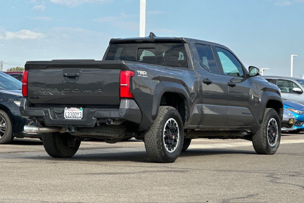 Used 2024 Toyota Tacoma TRD Off-Road w/ TRD Off Road Upgrade Package AWD/4WD image 5
