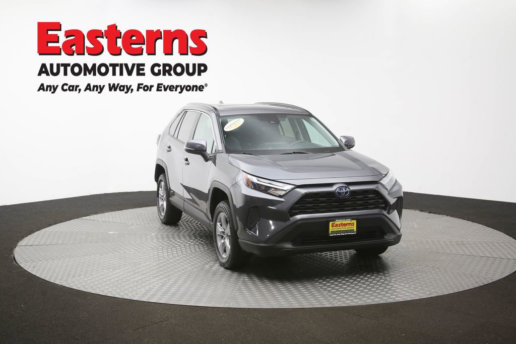 Used 2022 Toyota RAV4 XLE w/ Convenience Package AWD/4WD image 53