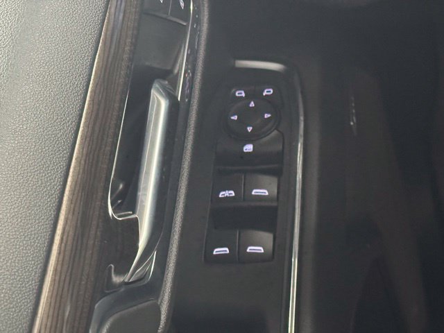 Used 2022 Chevrolet Silverado 1500 LT Trail Boss w/ LT Trail Boss Premium Package AWD/4WD image 14