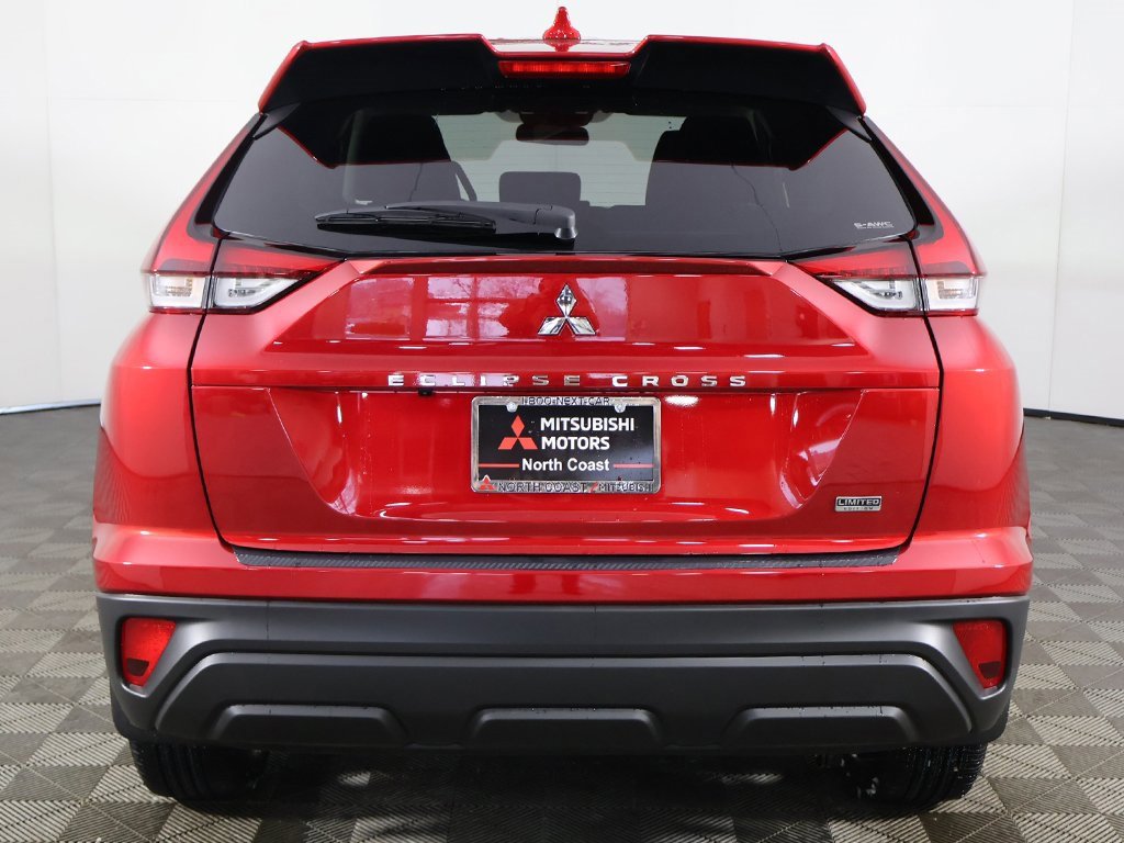 New 2025 Mitsubishi Eclipse Cross LE image 9