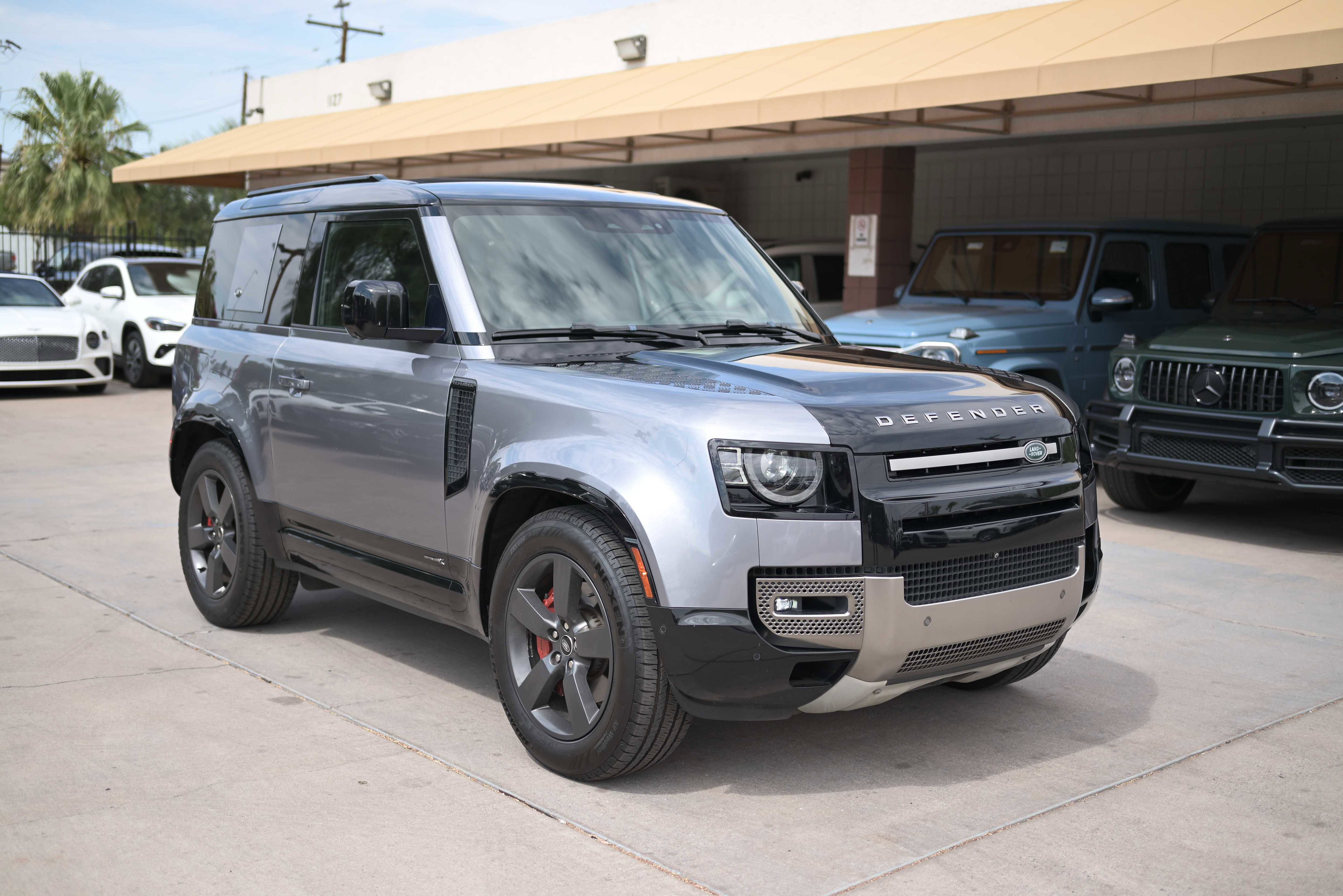 Used 2021 Land Rover Defender 90 X image 3