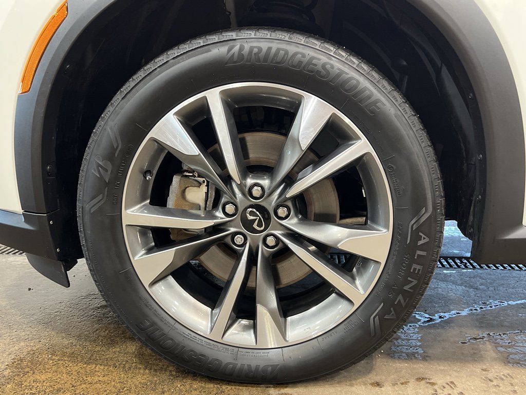 Used 2024 INFINITI QX60 Luxe AWD/4WD image 8