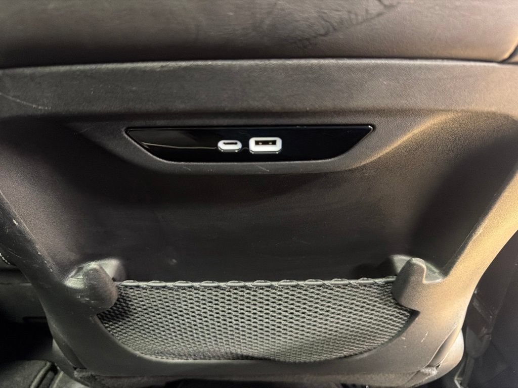Used 2025 Chrysler Pacifica Limited FWD image 15