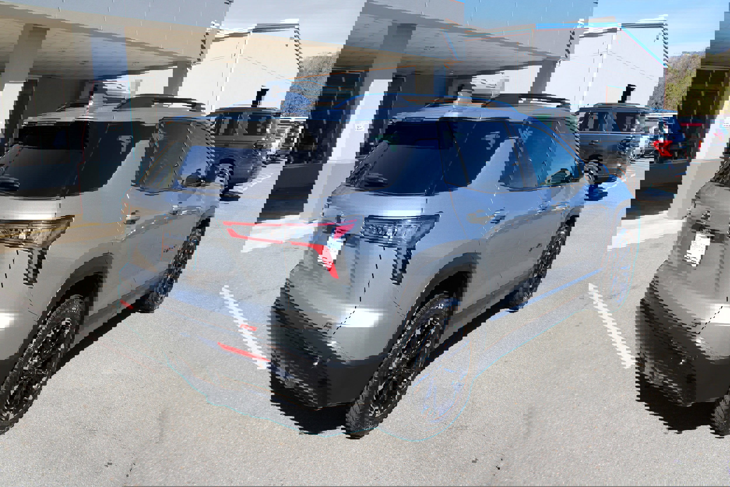 Used 2025 Chevrolet Equinox RS image 3