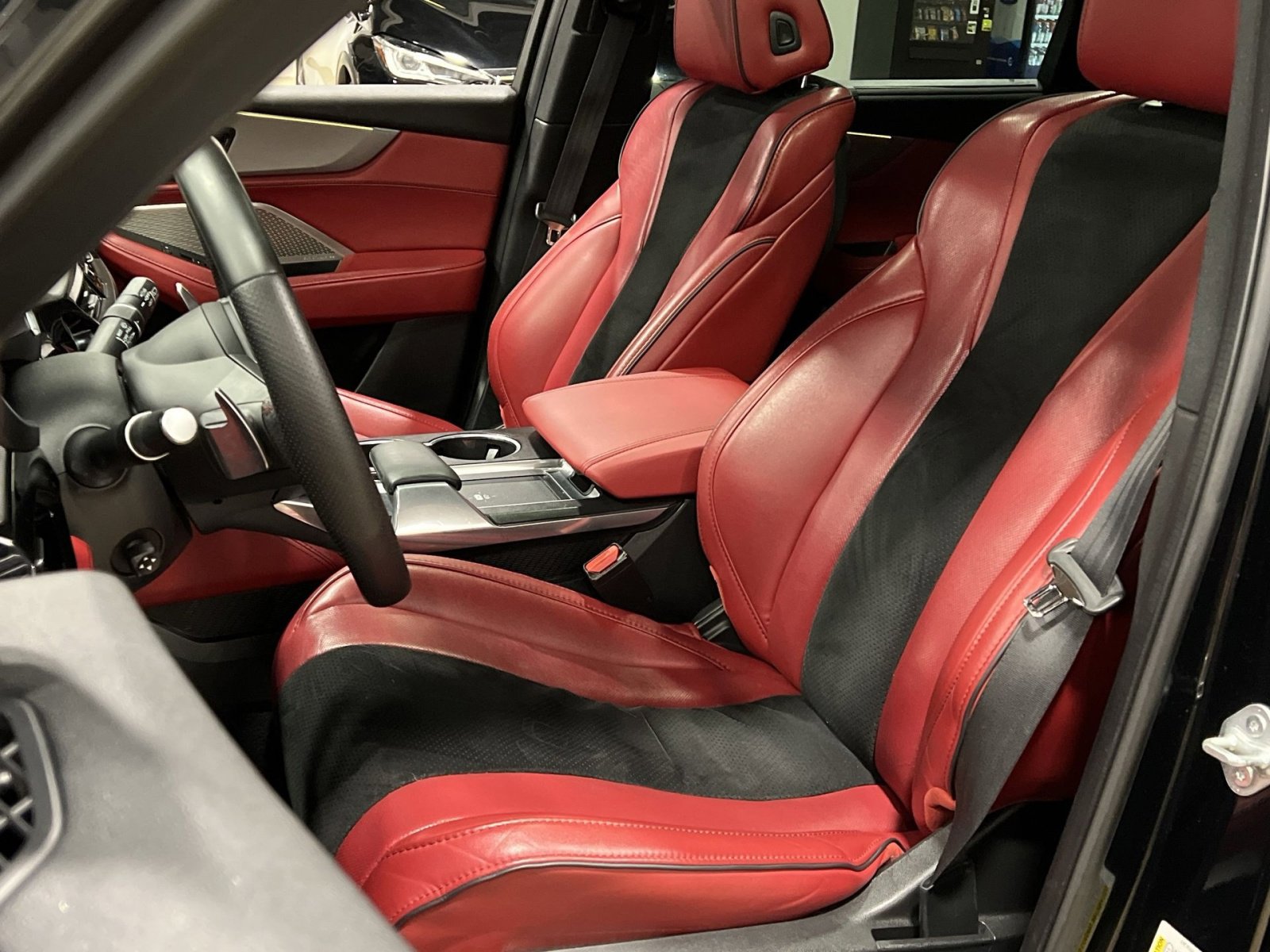 Used 2023 Acura MDX A-Spec image 13