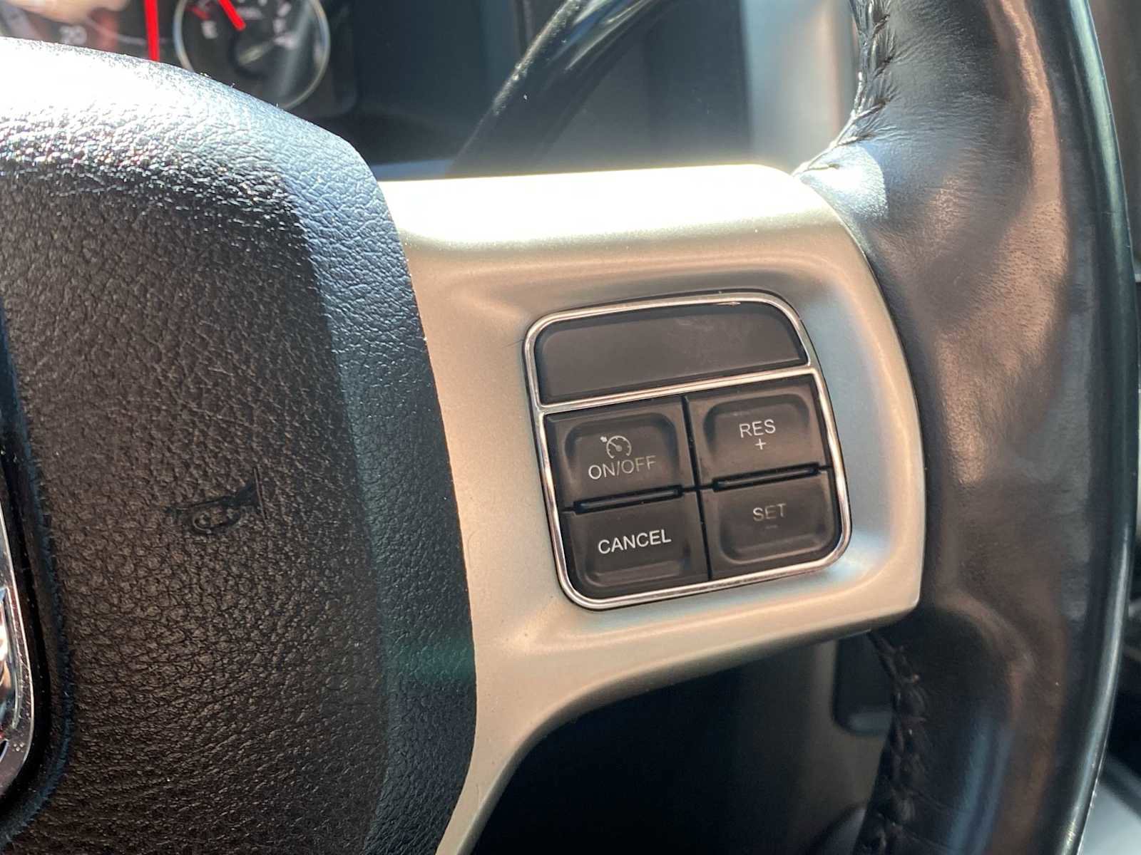 Used 2018 RAM 2500 Laramie w/ Sport Appearance Group image 32