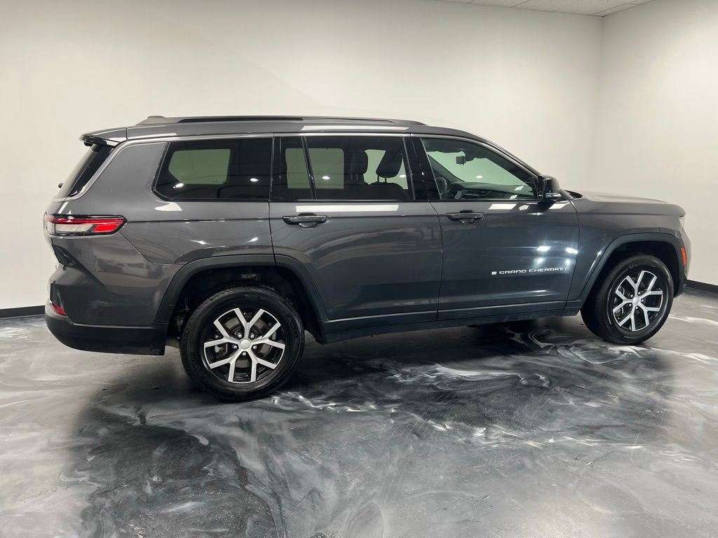 Used 2024 Jeep Grand Cherokee L Limited w/ Luxury Tech Group II AWD/4WD image 22