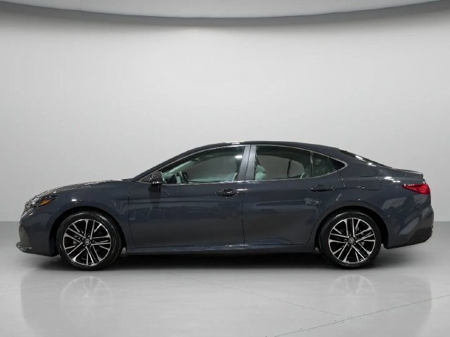 Used 2026 Toyota Camry XLE w/ Premium Plus Package AWD/4WD image 8