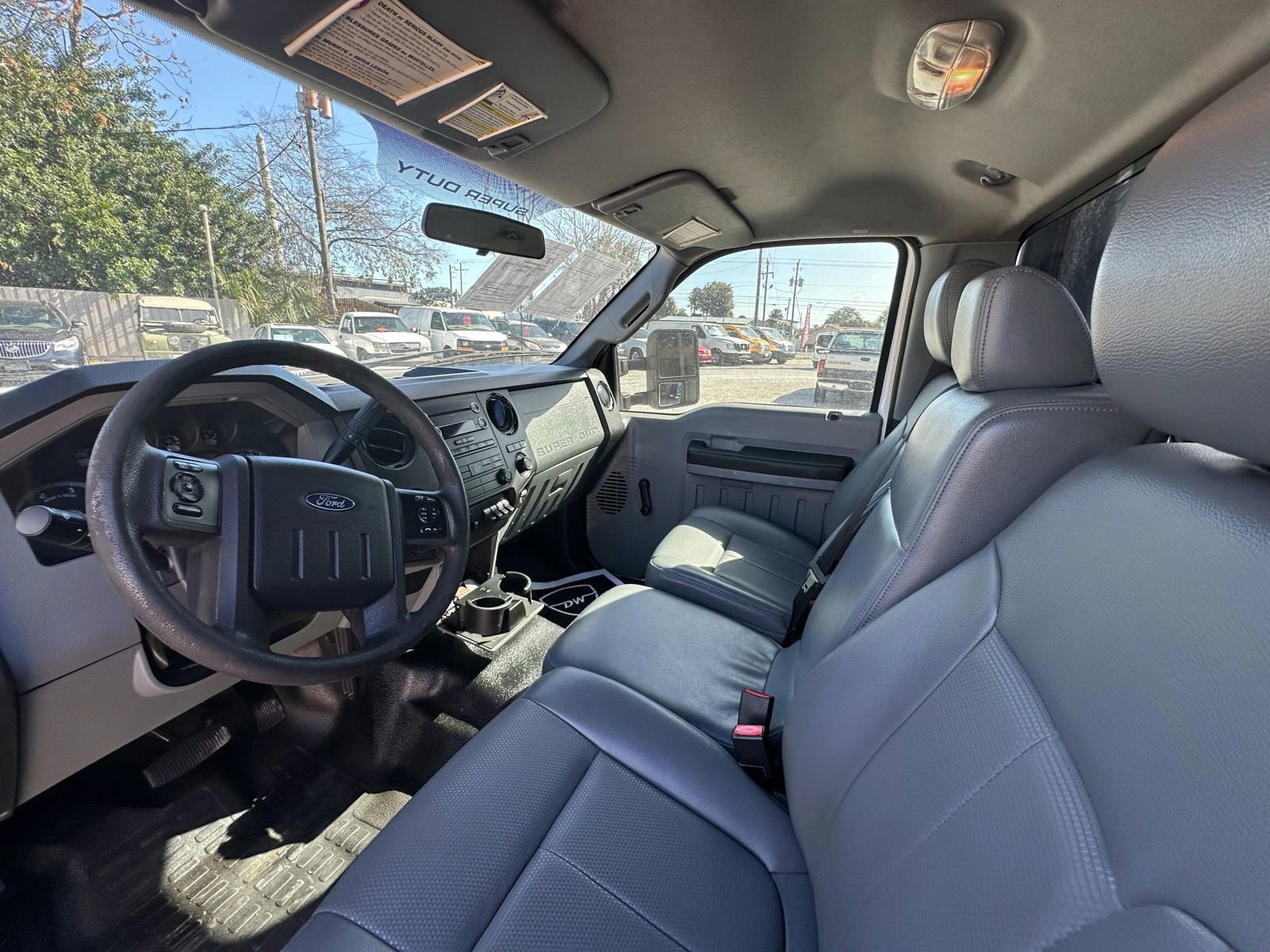 Used 2016 Ford F550 XL 165  W.B. 2D image 5