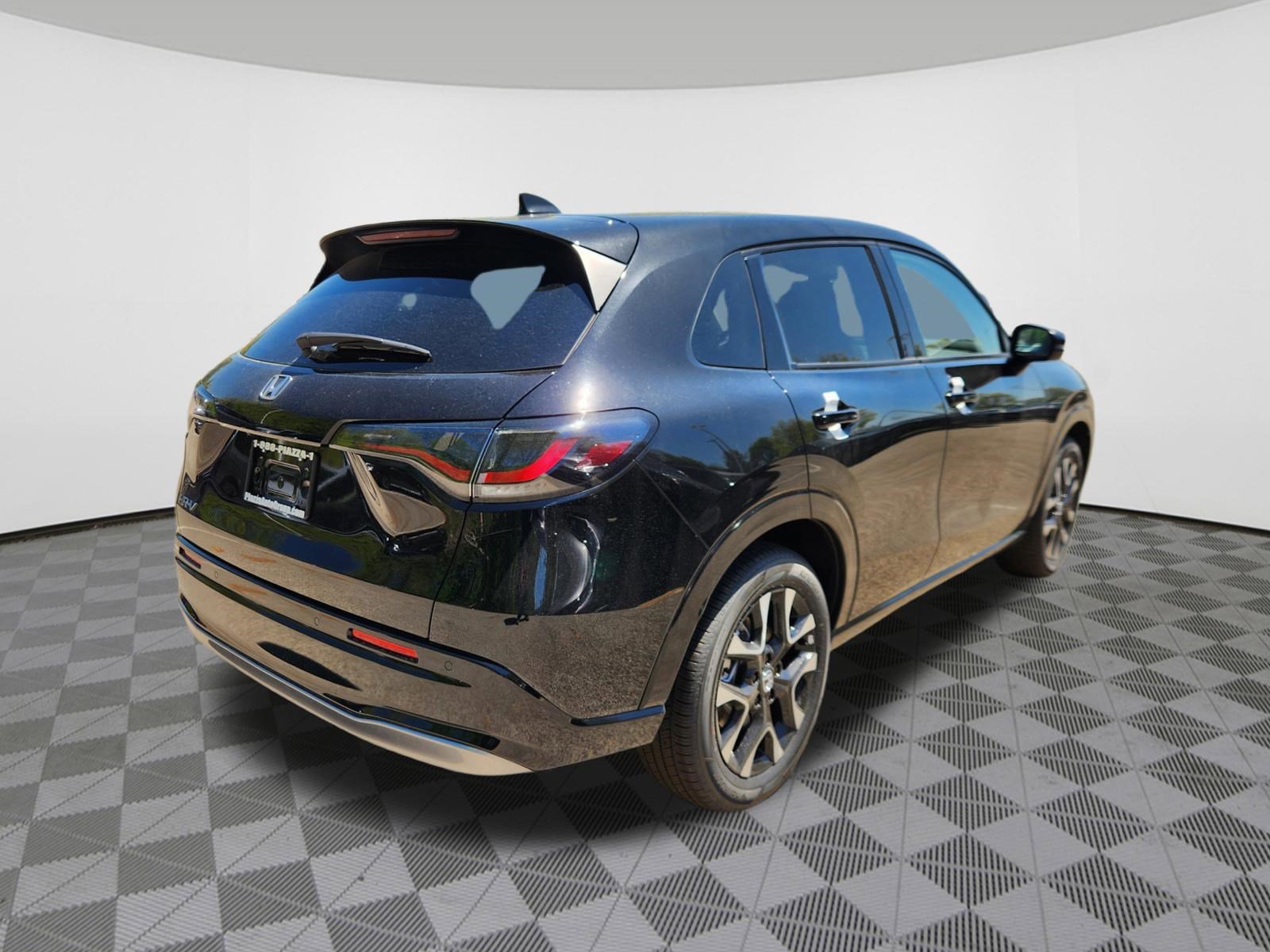 New 2026 Honda HR-V EX-L image 4