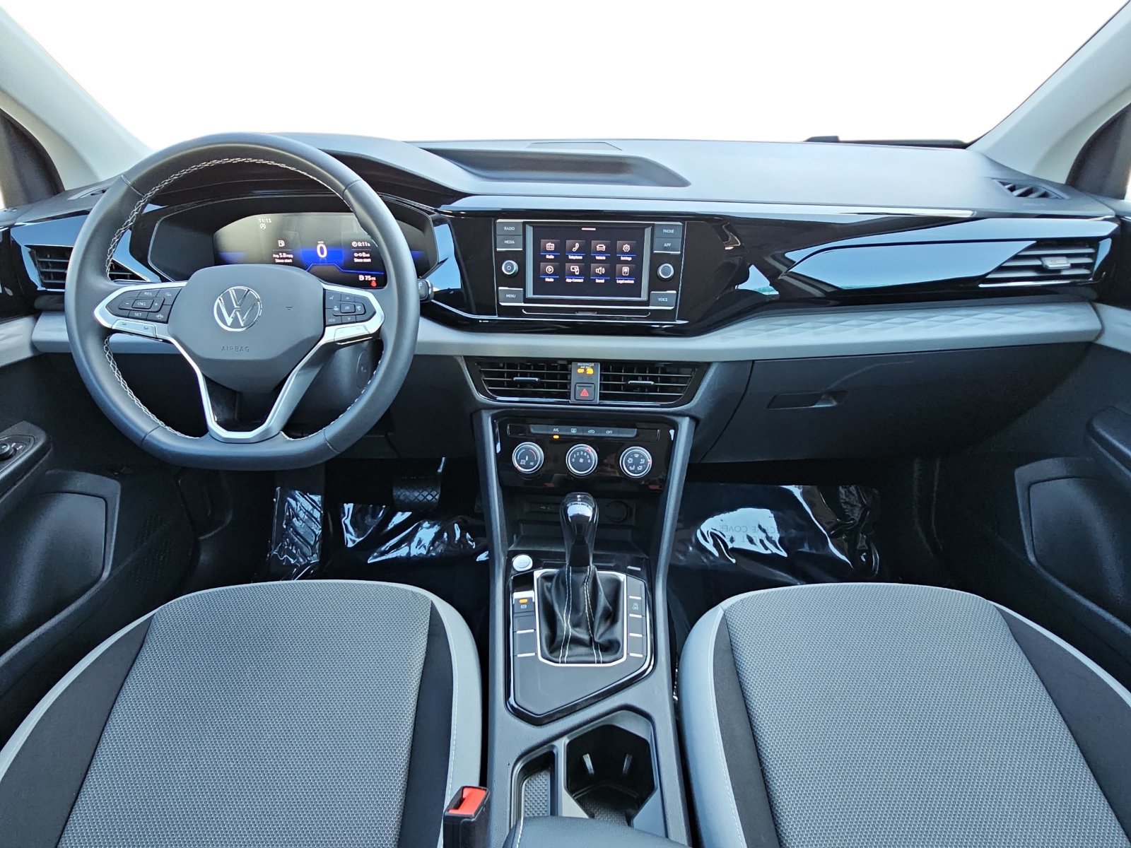 Used 2023 Volkswagen Taos S FWD image 9