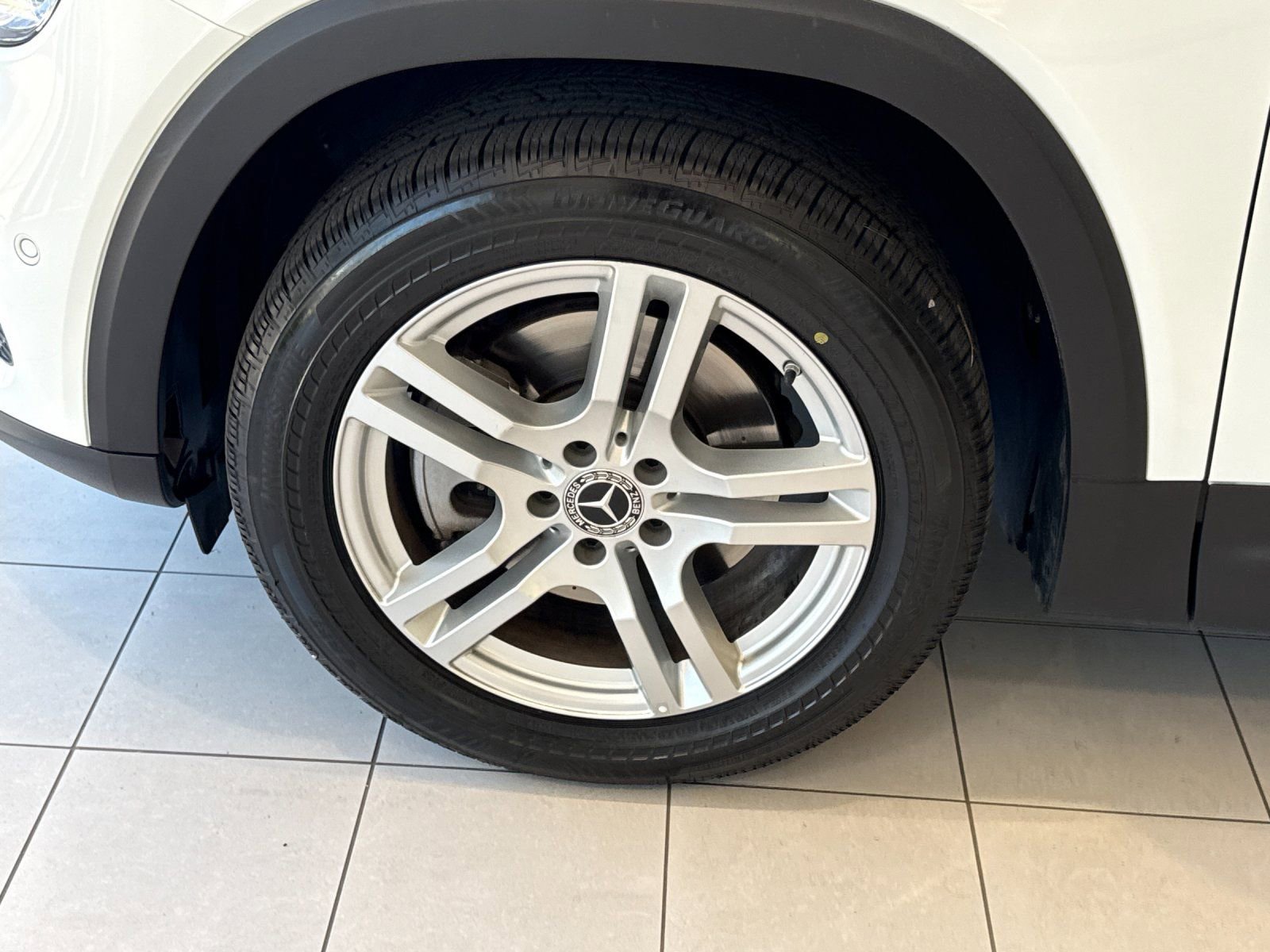 Used 2022 Mercedes-Benz GLB 250 4MATIC image 15