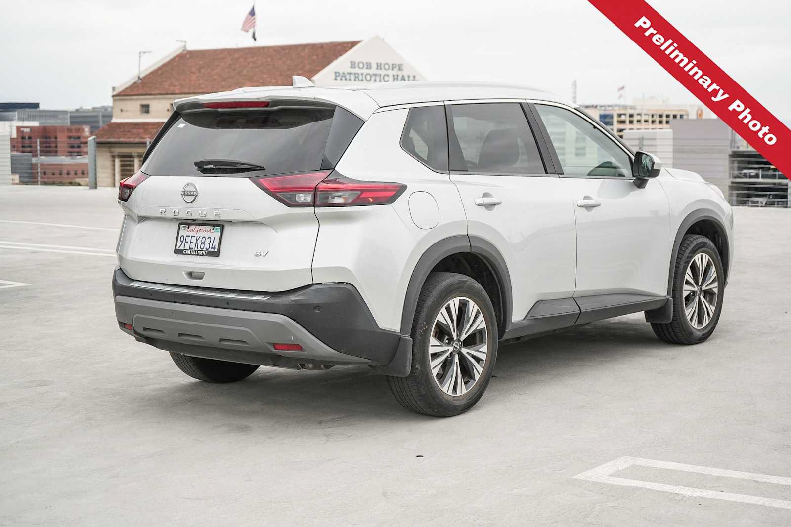 Used 2023 Nissan Rogue SV w/ SV Premium B Package FWD image 8