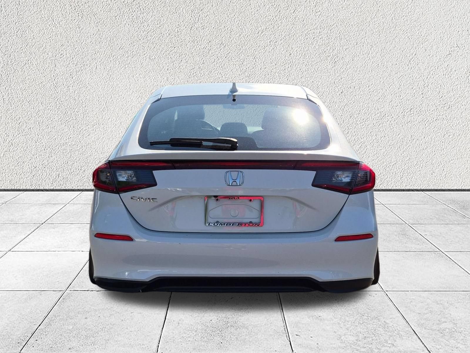Used 2024 Honda Civic EX-L image 4