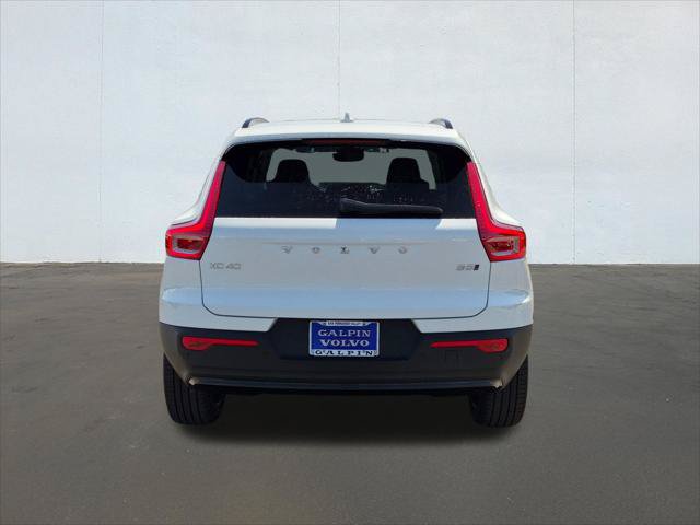 New 2026 Volvo XC40 B5 Ultra w/ Protection Package Premier AWD/4WD image 5