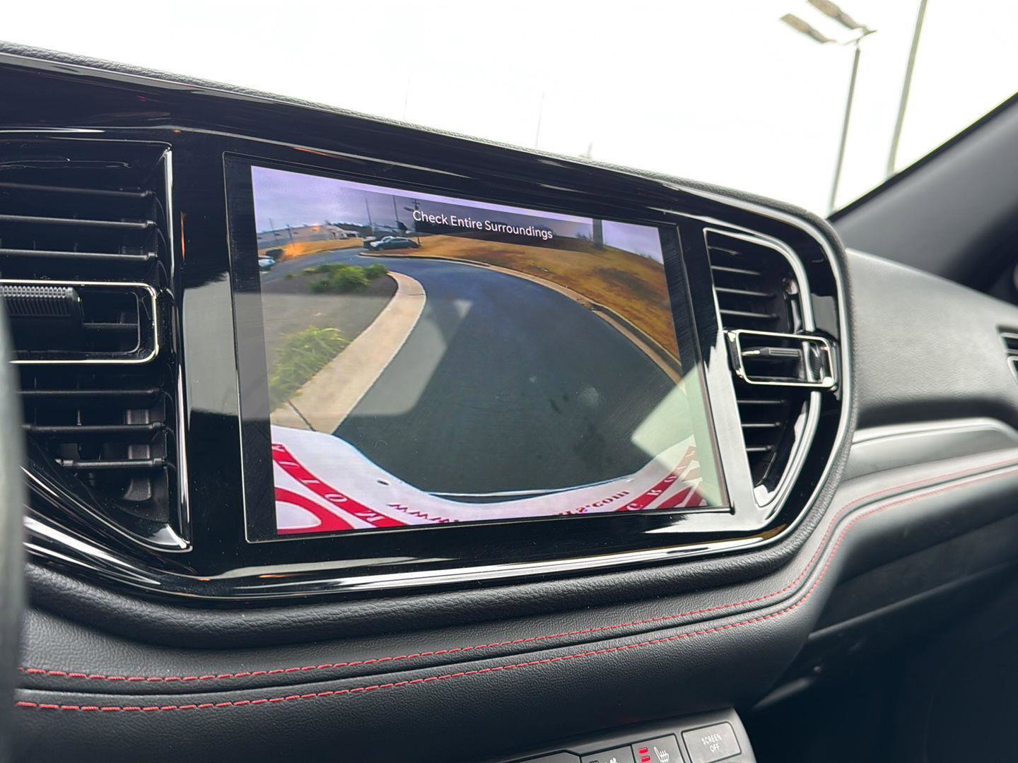 Used 2023 Dodge Durango GT image 22