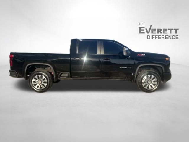 Used 2025 Chevrolet Silverado 2500 Custom w/ Custom Convenience Package image 8
