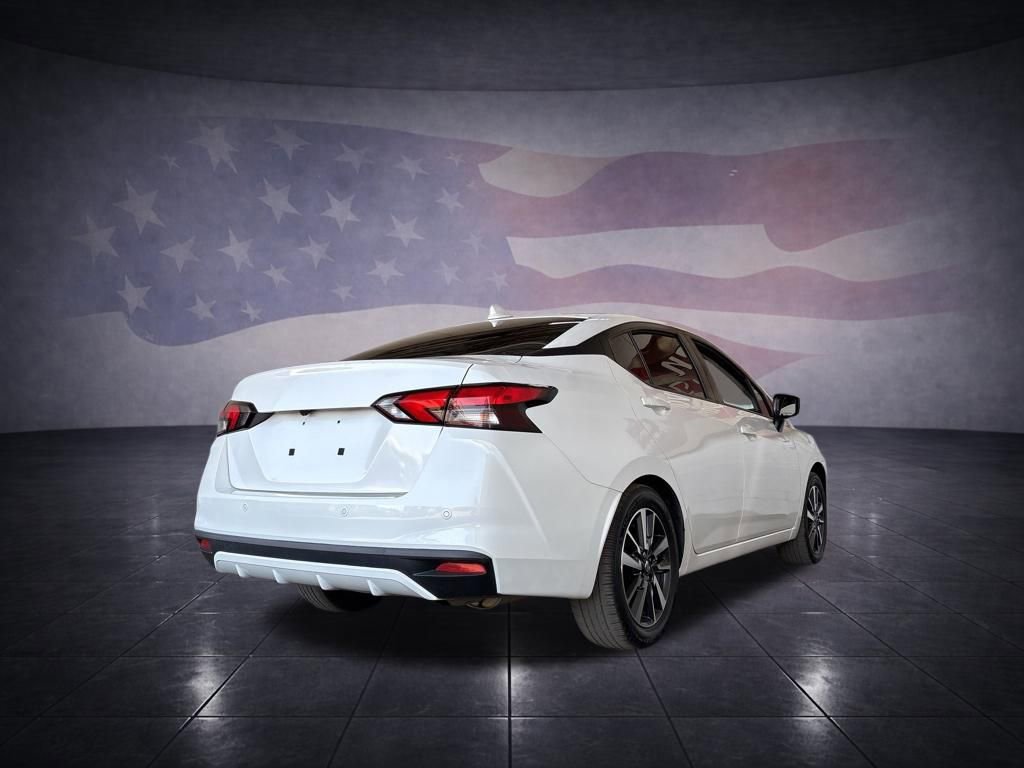 Used 2022 Nissan Versa SV FWD image 5