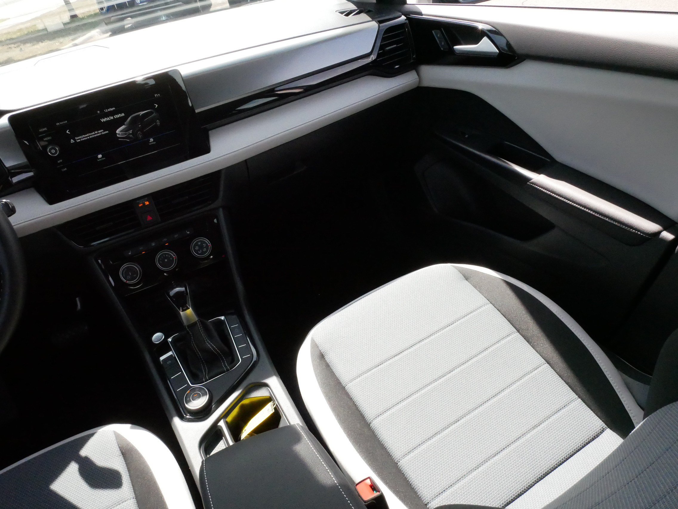 Certified 2025 Volkswagen Taos S AWD/4WD image 11
