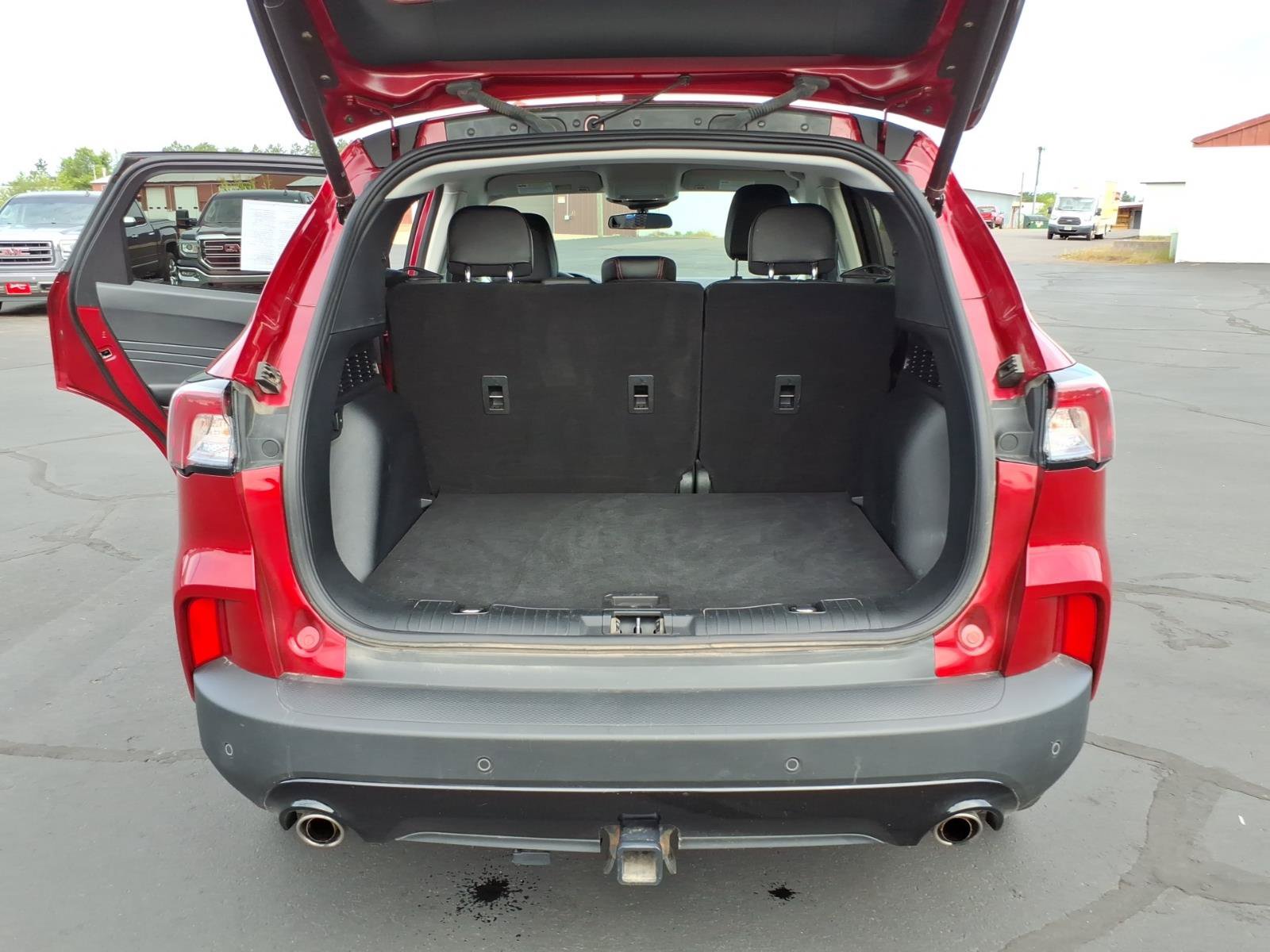 Used 2022 Ford Escape SEL w/ SEL Stealth AWD Package image 15