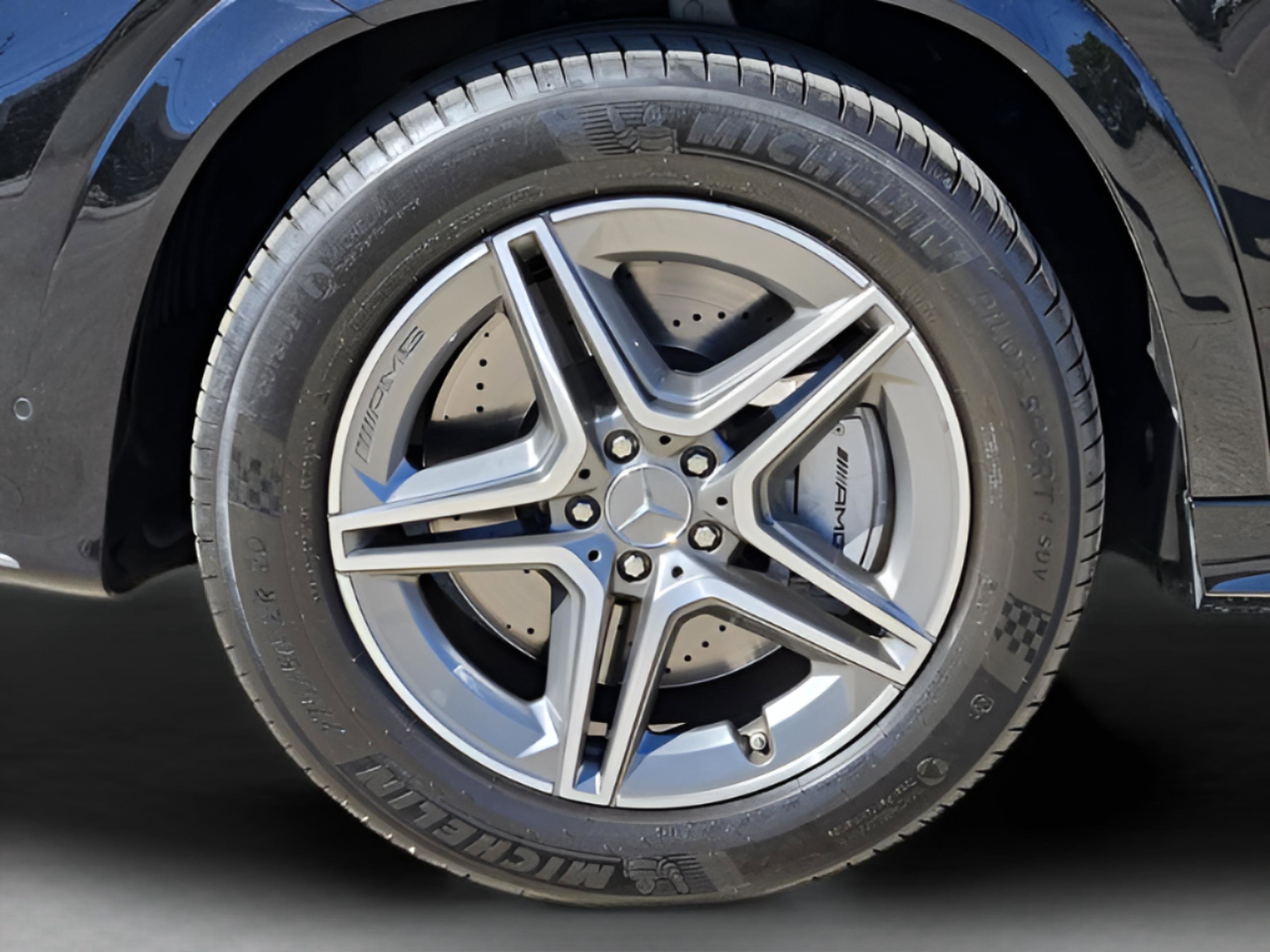 Certified 2025 Mercedes-Benz GLE 53 AMG 4MATIC image 10