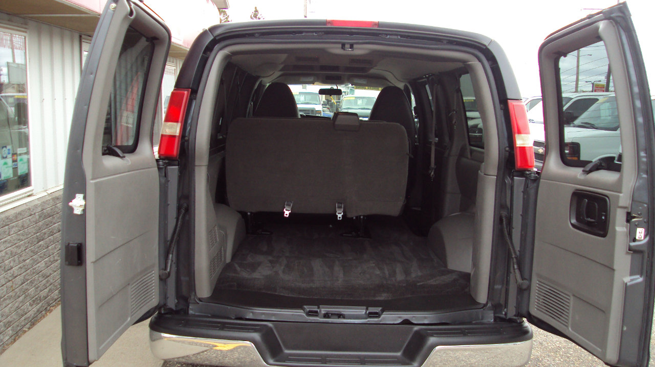 Used 2014 Chevrolet Express 1500 LT w/ LT Preferred Equipment Group image 7