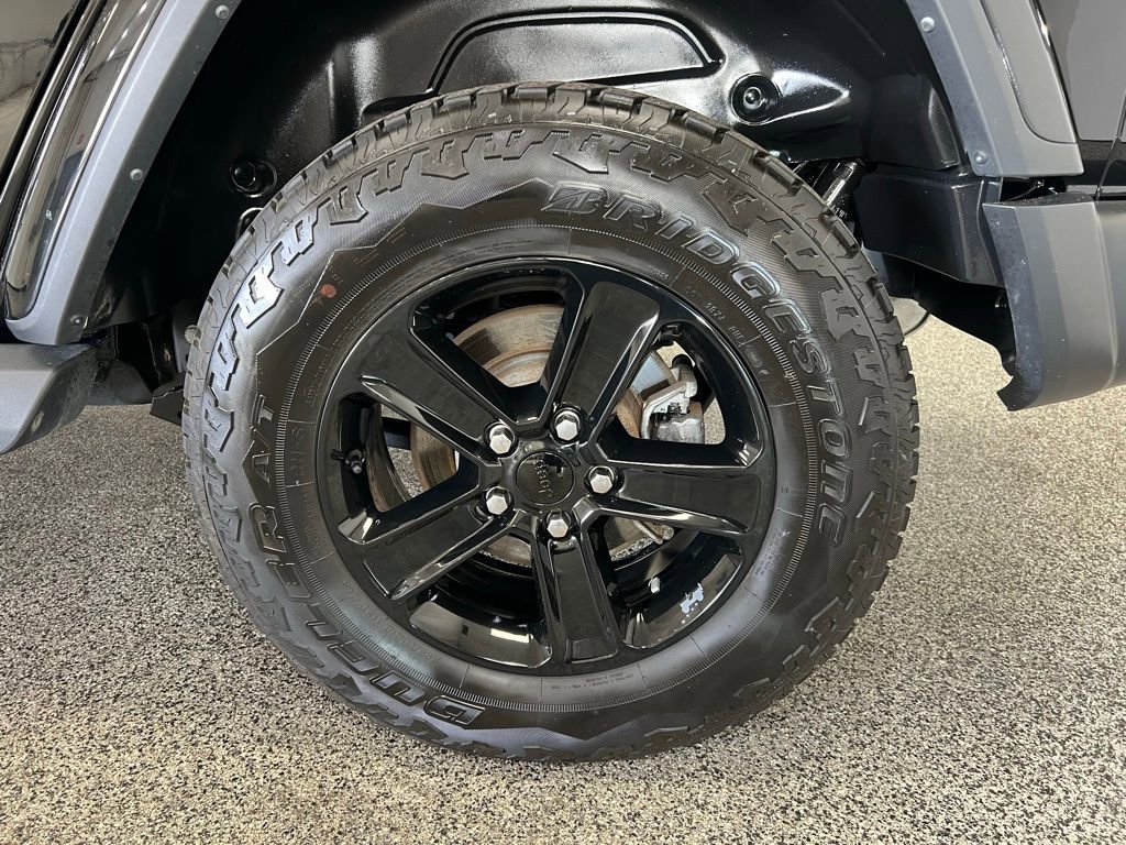 Used 2022 Jeep Wrangler Unlimited Sahara image 21