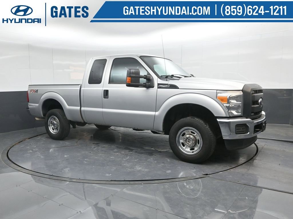 Used 2016 Ford F250 XL w/ Power Equipment Group image 4