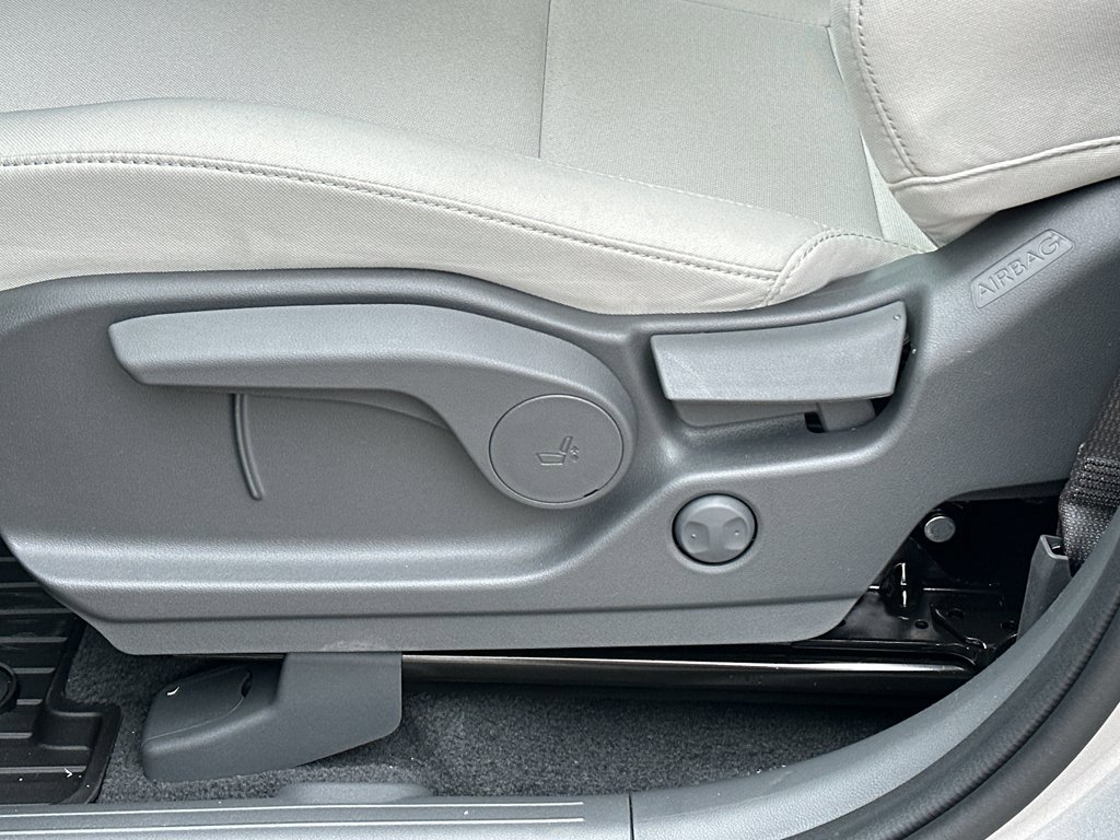 New 2026 Hyundai Santa Fe SE FWD image 25