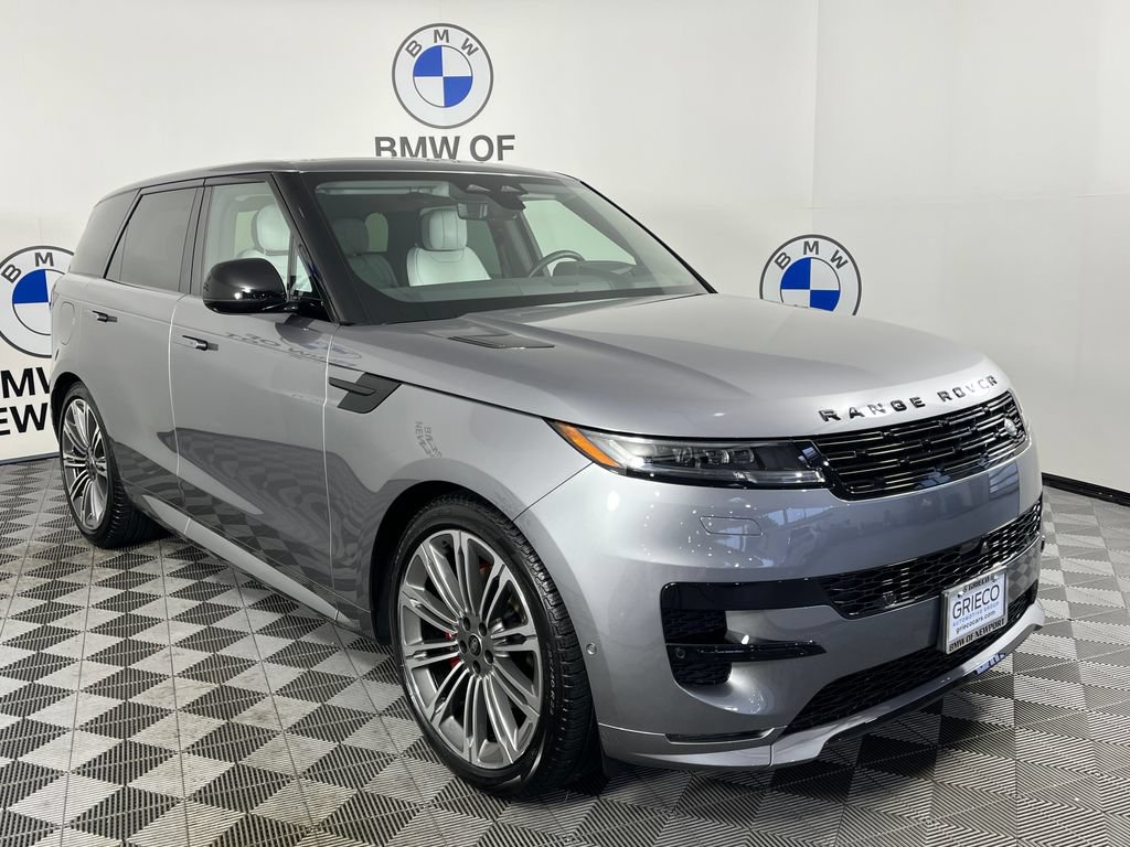Used 2024 Land Rover Range Rover Sport Dynamic SE AWD/4WD image 1
