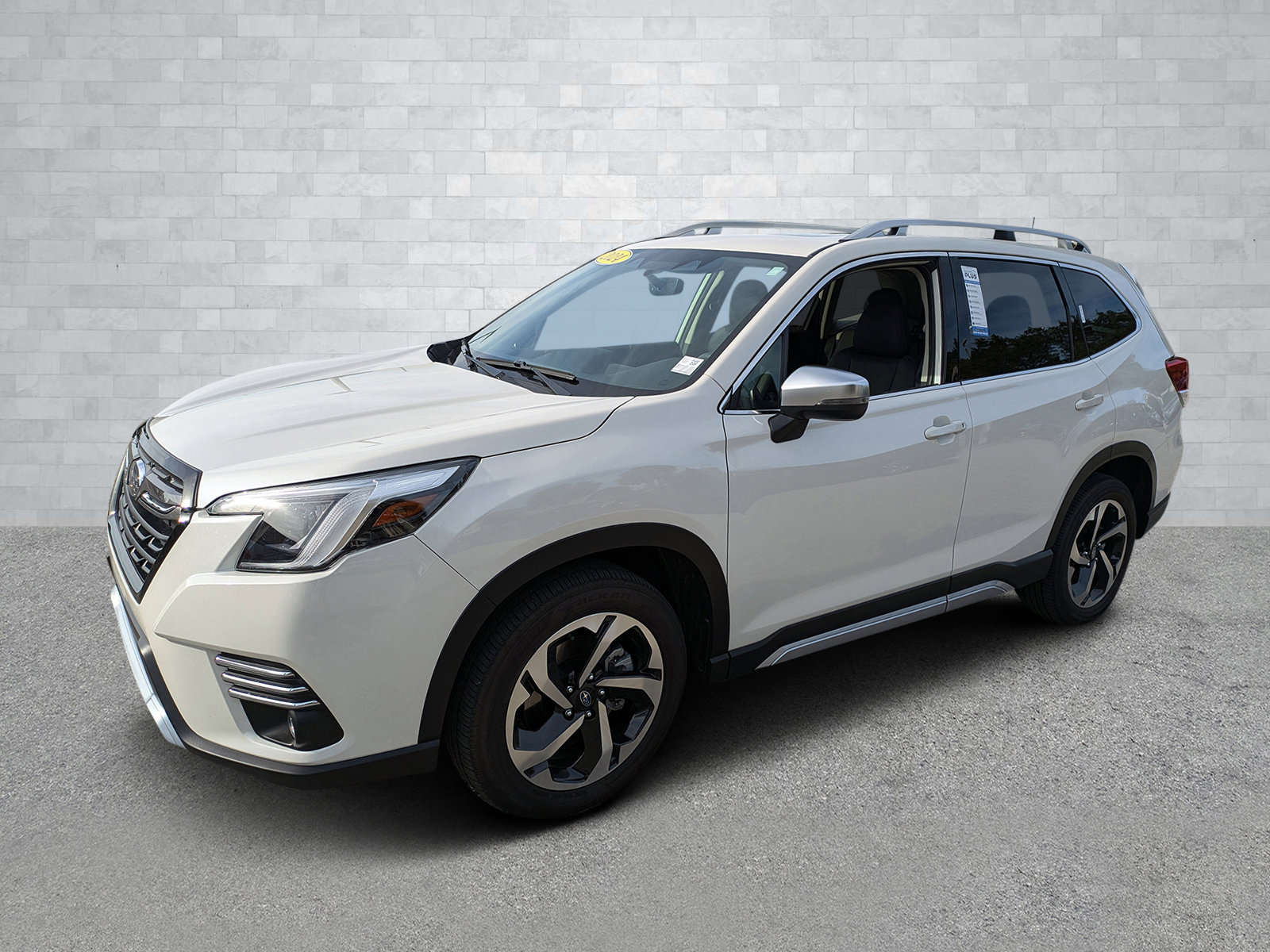 Used 2024 Subaru Forester Touring image 9