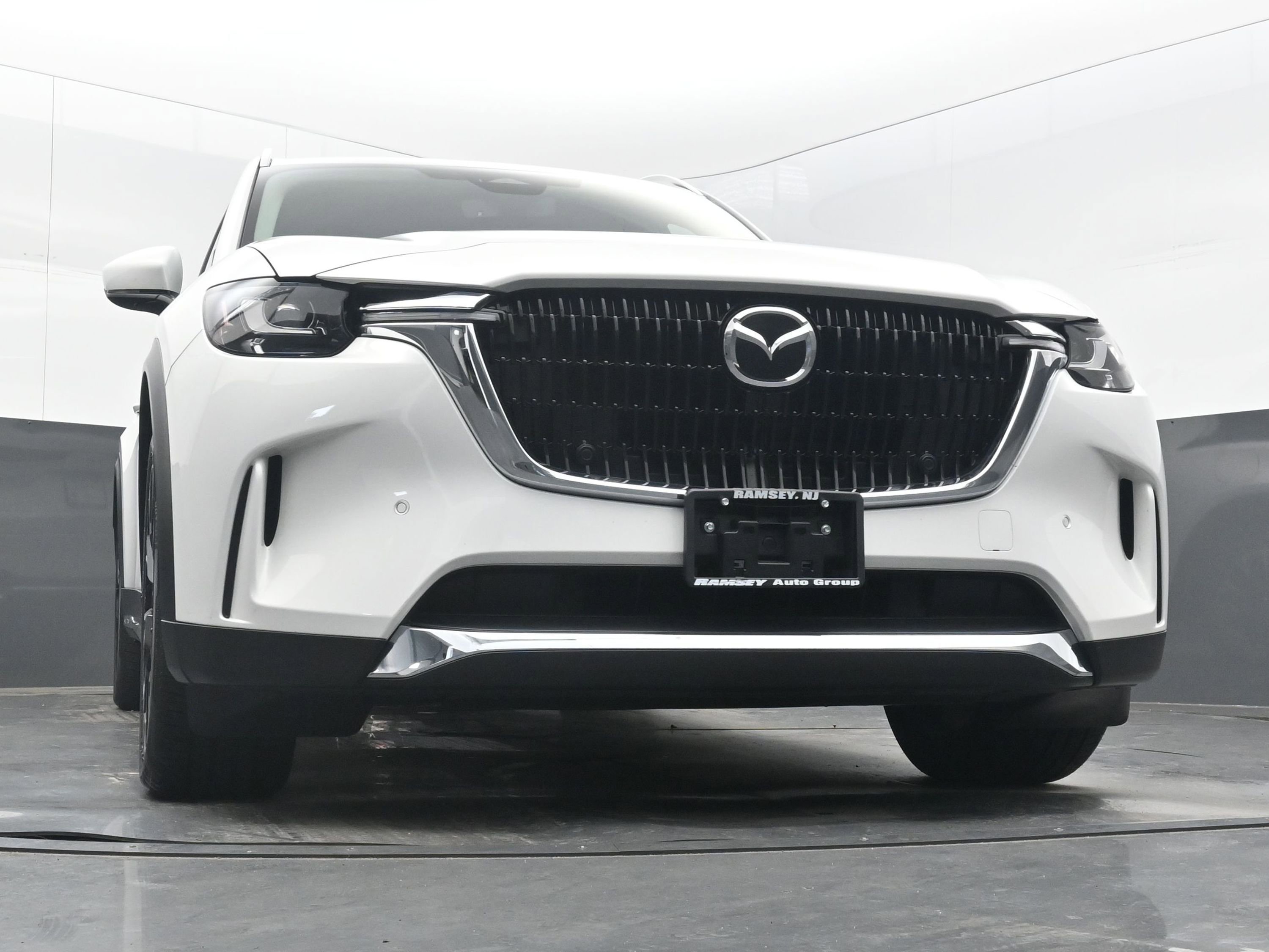 Used 2024 MAZDA CX-90 Plug-In Hybrid w/ Premium Pkg image 21