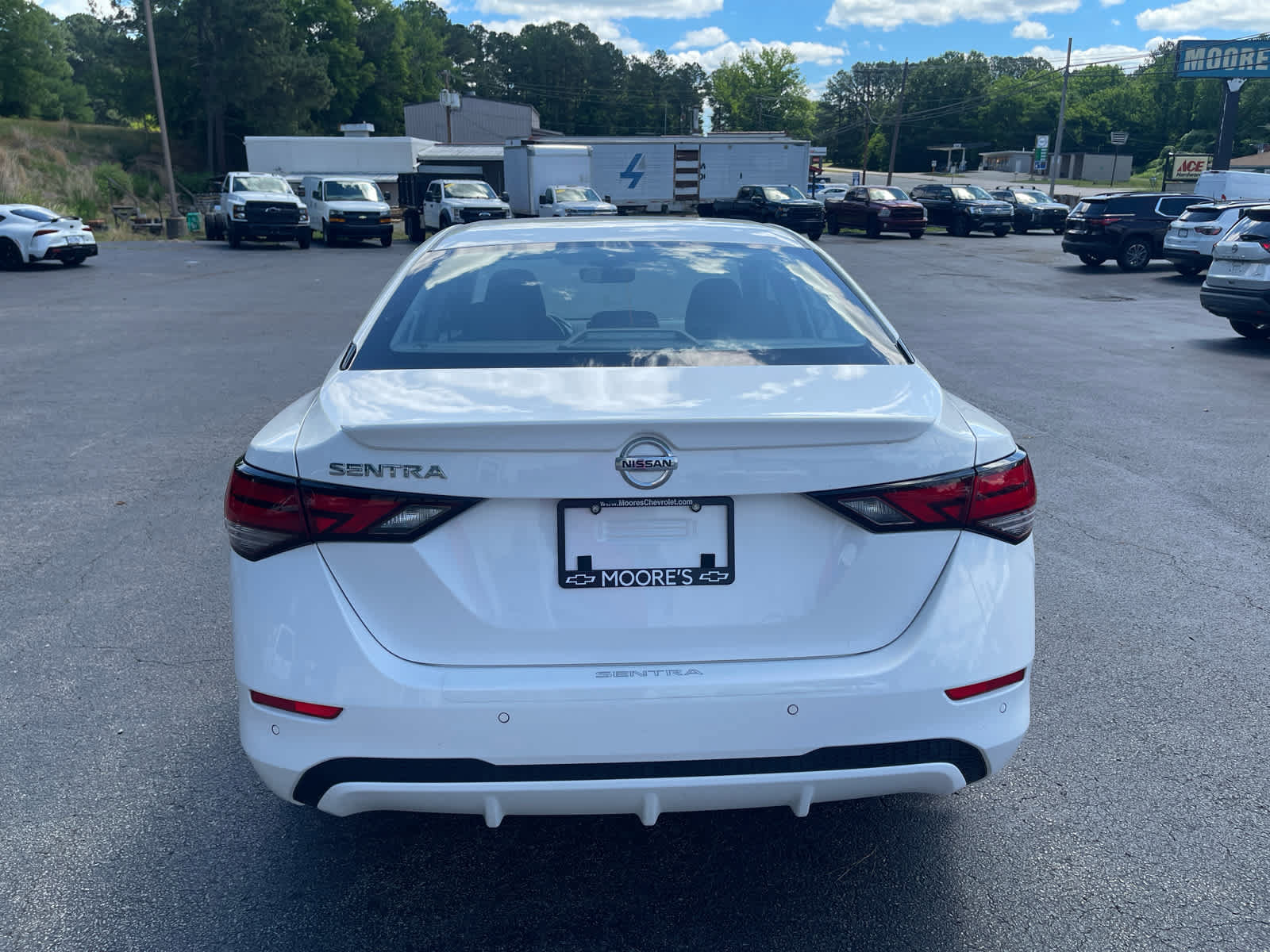 Used 2023 Nissan Sentra S w/ Electronics Package FWD image 5