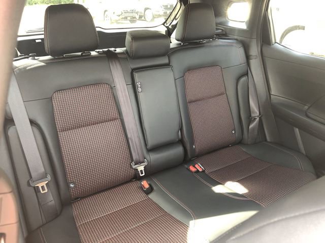 New 2026 Nissan Kicks SR w/ Cold Weather Package image 17