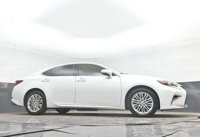 Used 2017 Lexus ES 350 w/ Premium Package FWD image 49