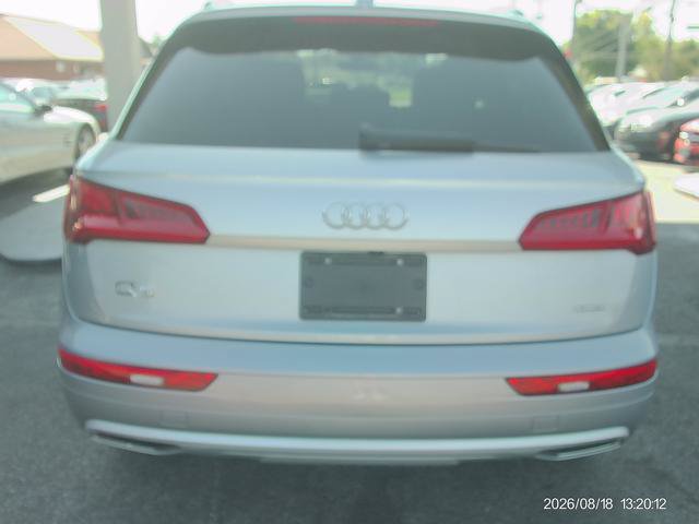 Used 2020 Audi Q5 2.0T Premium w/ Convenience Package AWD/4WD image 4