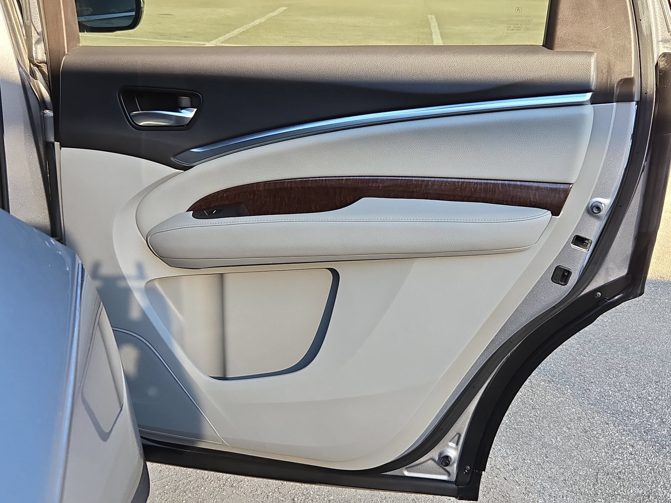 Used 2019 Acura MDX FWD image 26