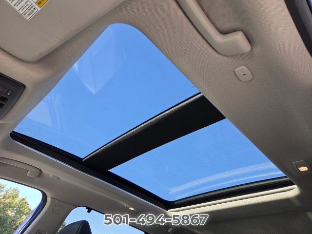 Used 2023 Nissan Rogue SV w/ SV Premium B Package FWD image 17