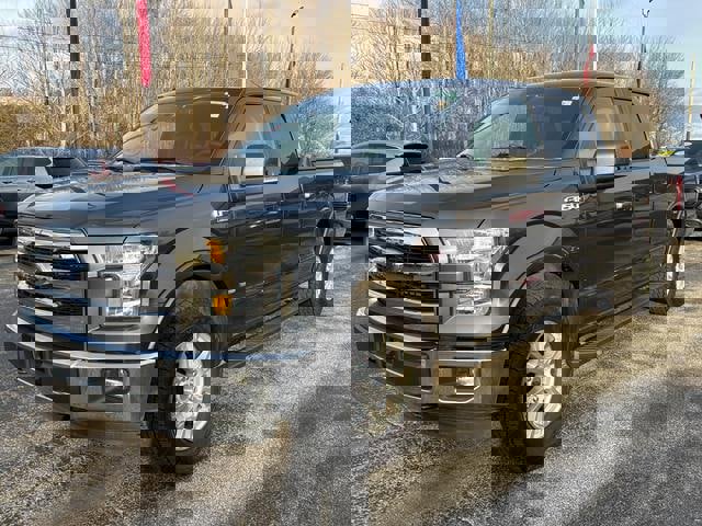 Used 2016 Ford F150 Lariat image 3