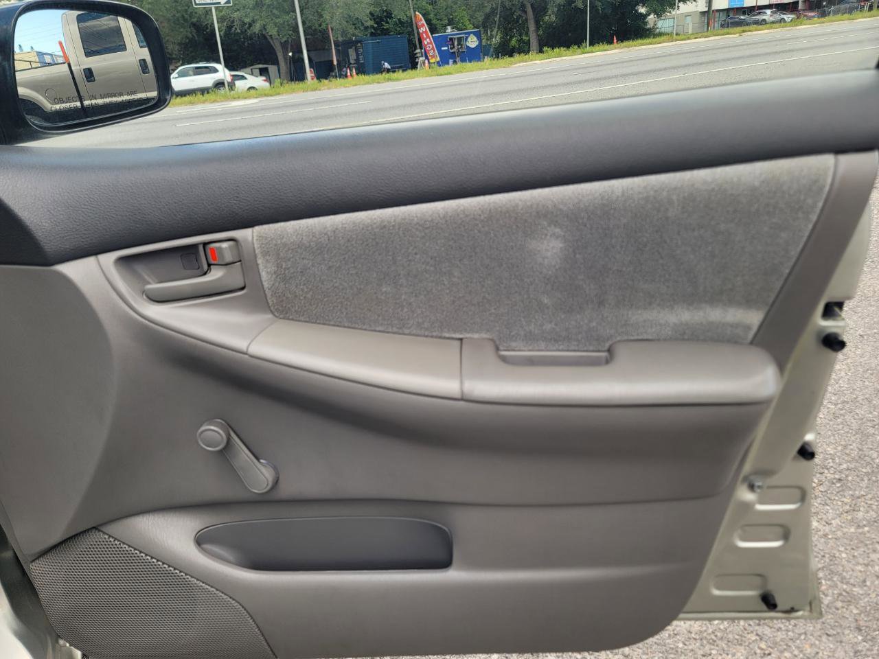 Used 2003 Toyota Corolla LE FWD image 18