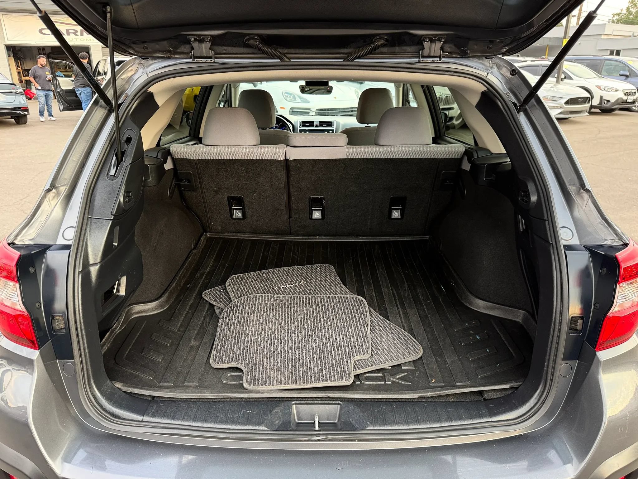 Used 2018 Subaru Outback 2.5i Premium AWD/4WD image 23