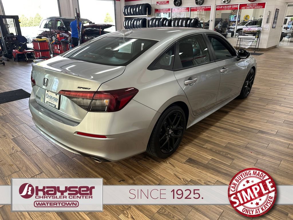 Used 2025 Honda Civic Sport image 5