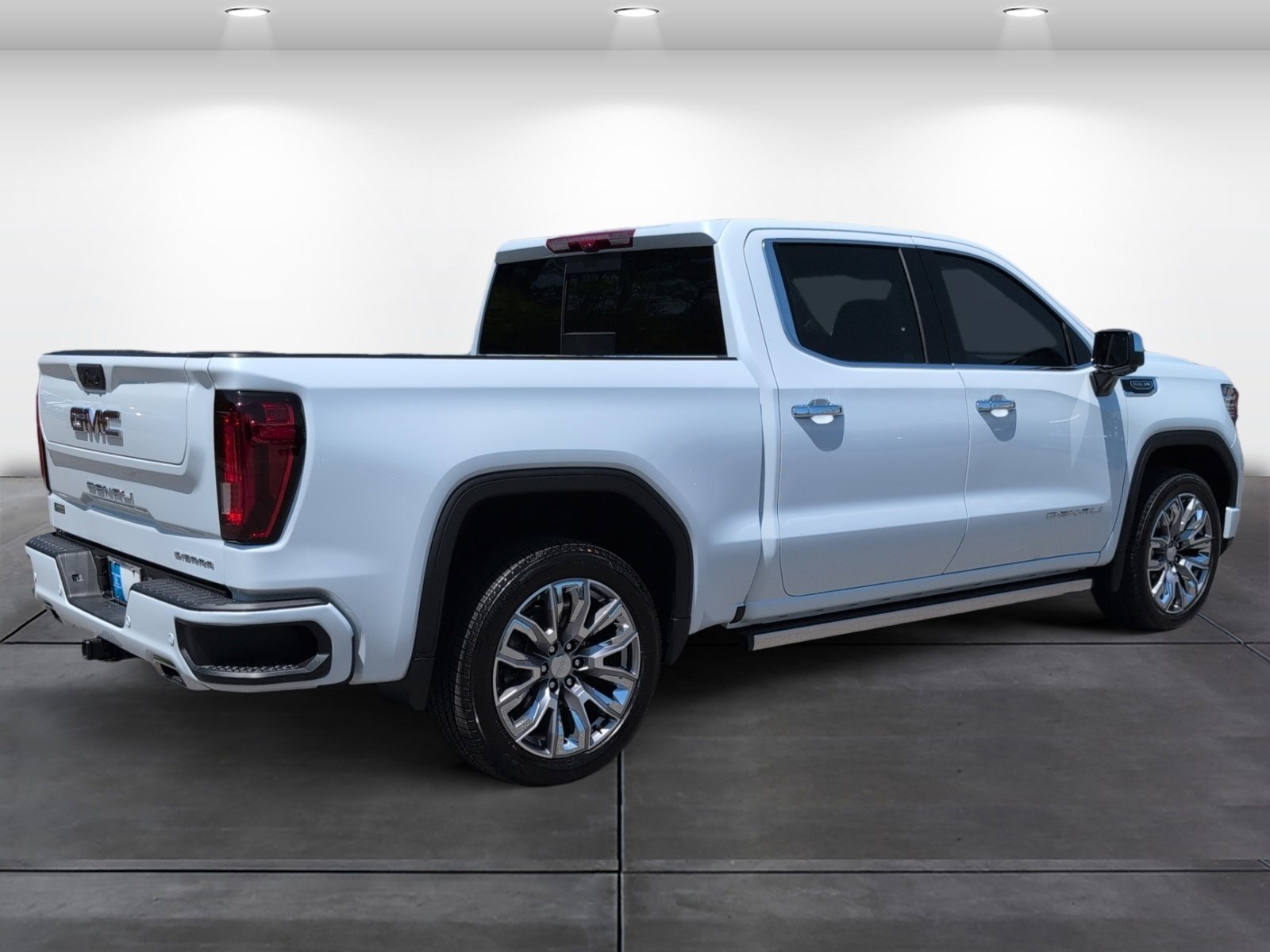 Used 2026 GMC Sierra 1500 Denali w/ Denali Reserve Package AWD/4WD image 5
