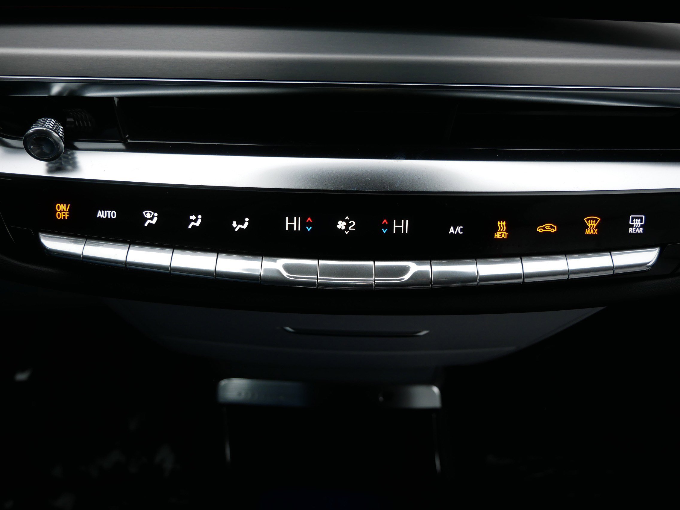 New 2026 Cadillac Lyriq Luxury image 21