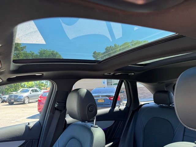 Used 2020 Mercedes-Benz GLC 63 AMG 4MATIC image 22