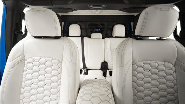 Used 2021 Jeep Gladiator Sport image 14