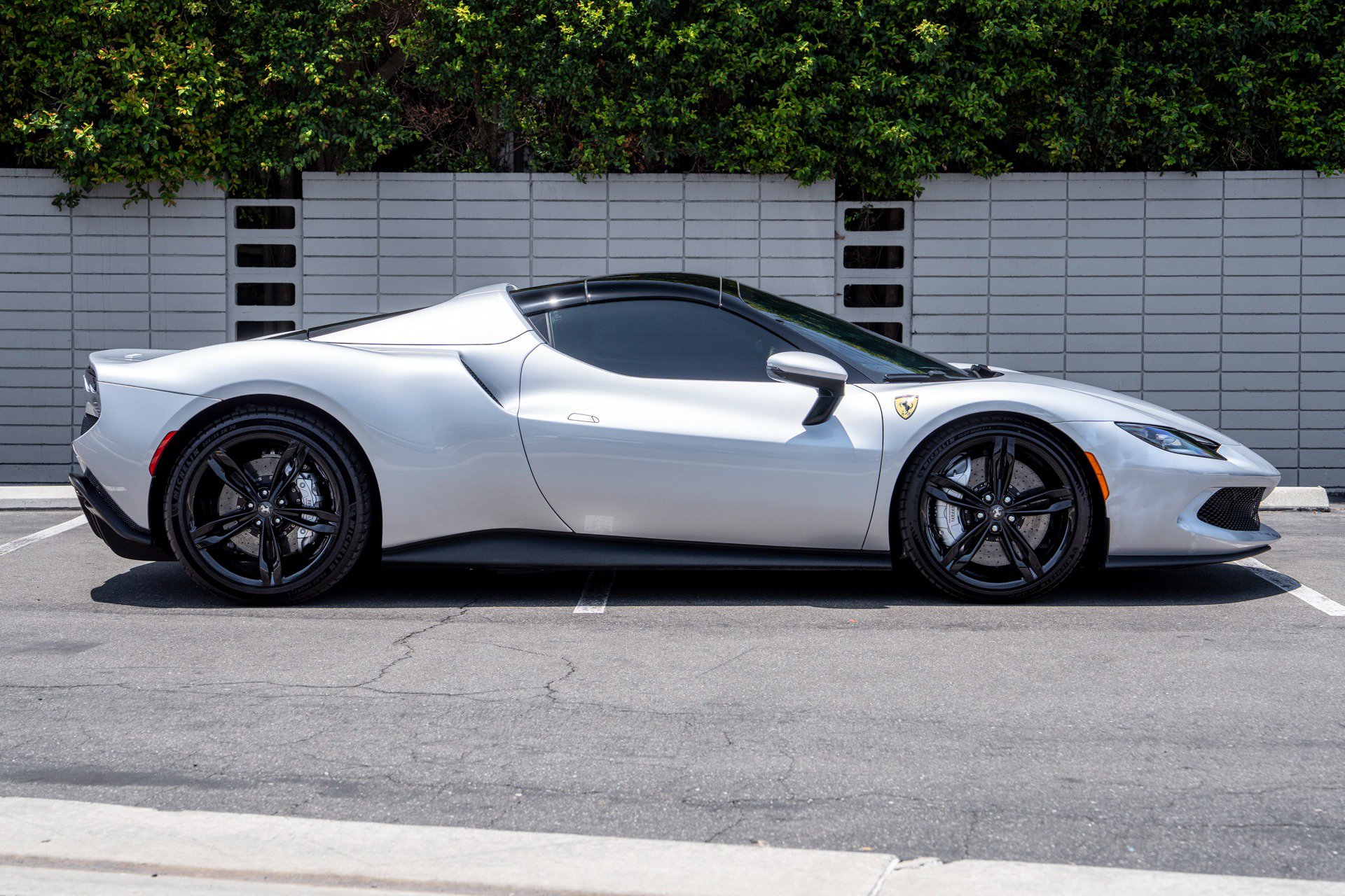 Used 2024 Ferrari 296 GTS image 3