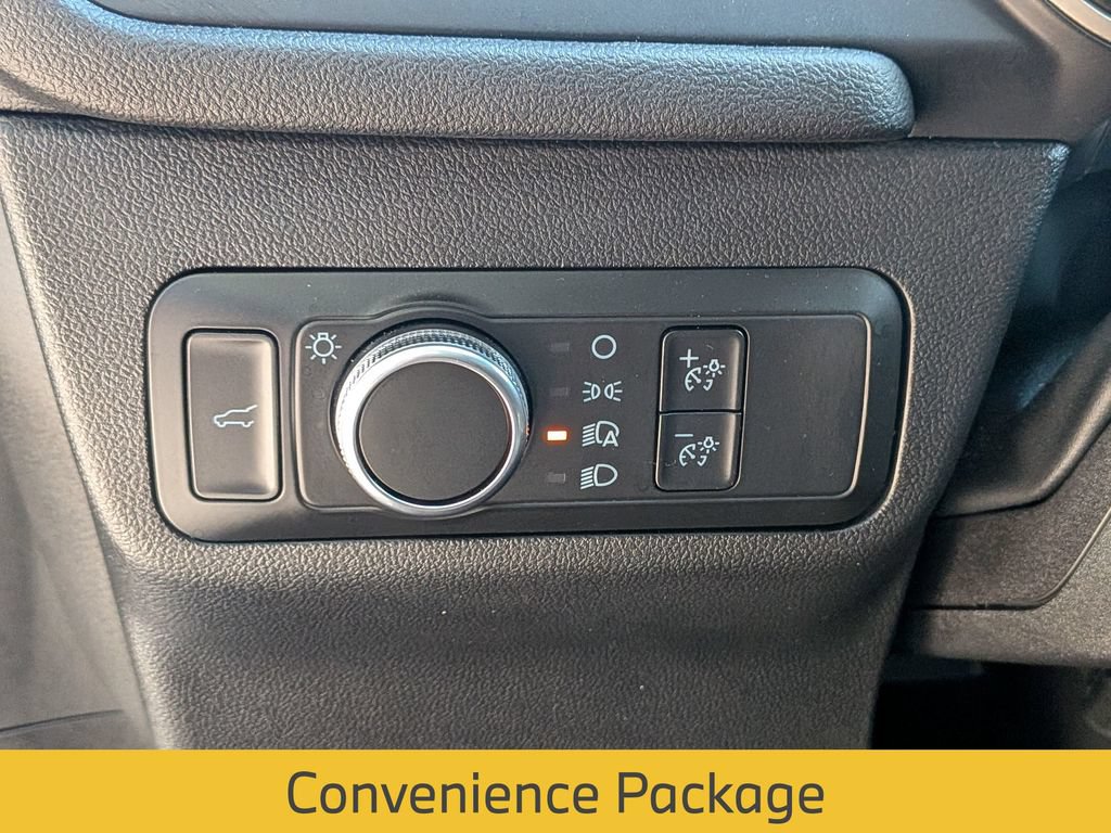 Used 2022 Ford Escape SE w/ SE Sport Appearance Package FWD image 19