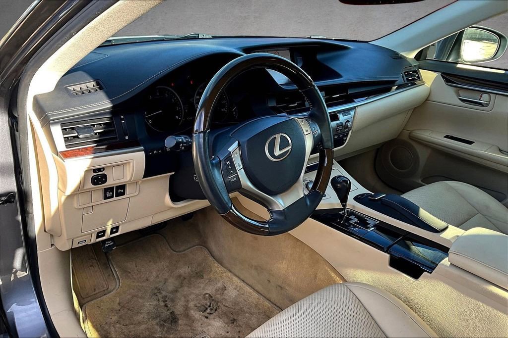 Used 2013 Lexus ES 350 image 19